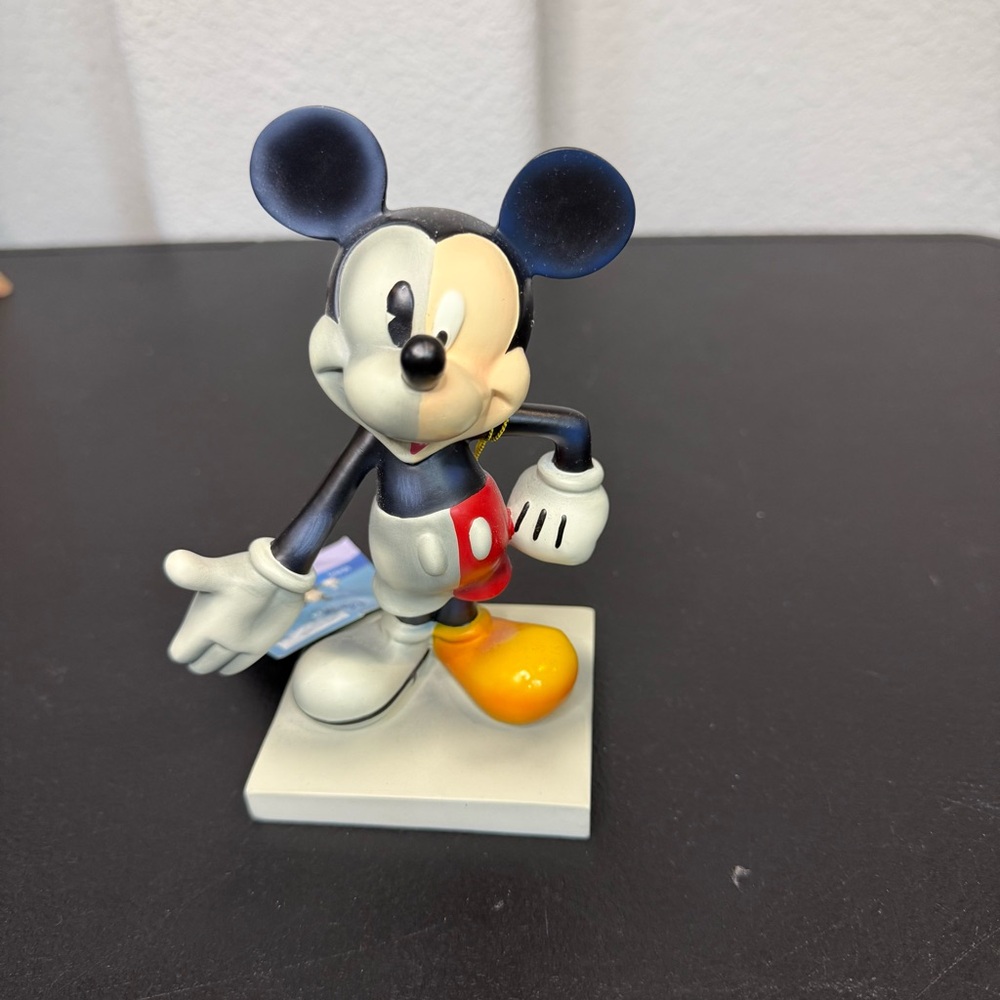 Disney Mickey Mouse InspEARations Mickey Through the Years #17807 6" Figure NWT